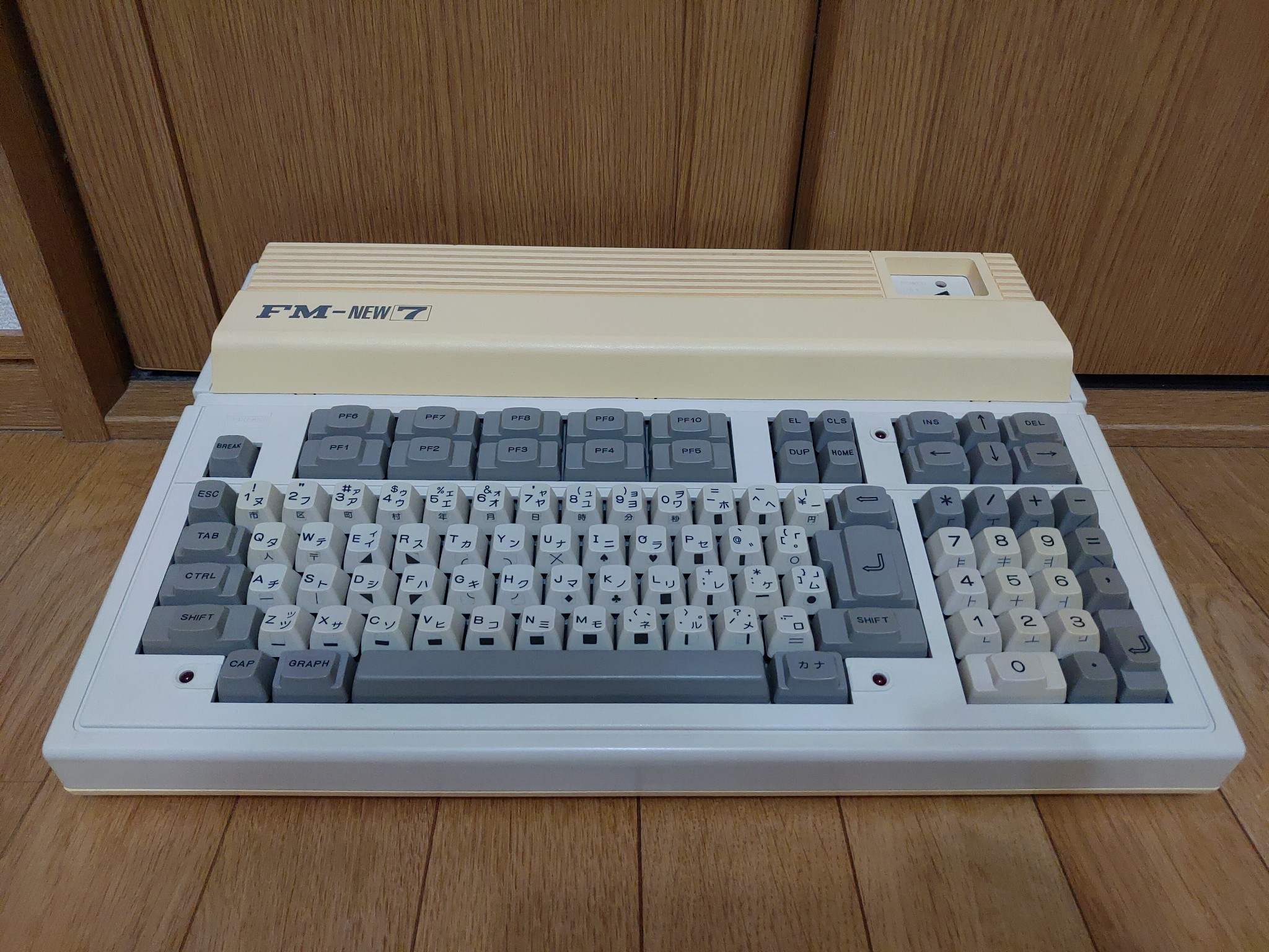 Fujitsu FM‐NEW7 – Japanese Vintage Computer Collection