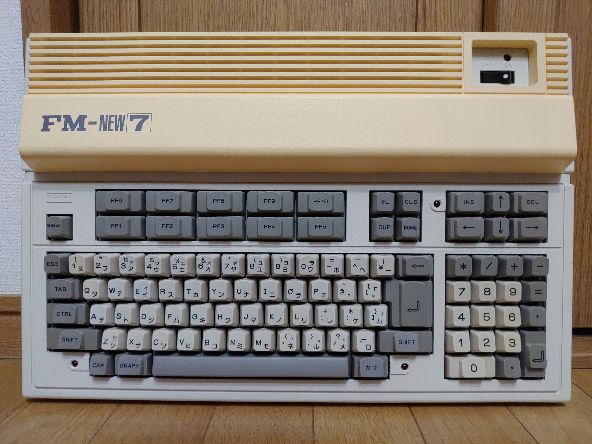 Fujitsu FM‐NEW7 – Japanese Vintage Computer Collection