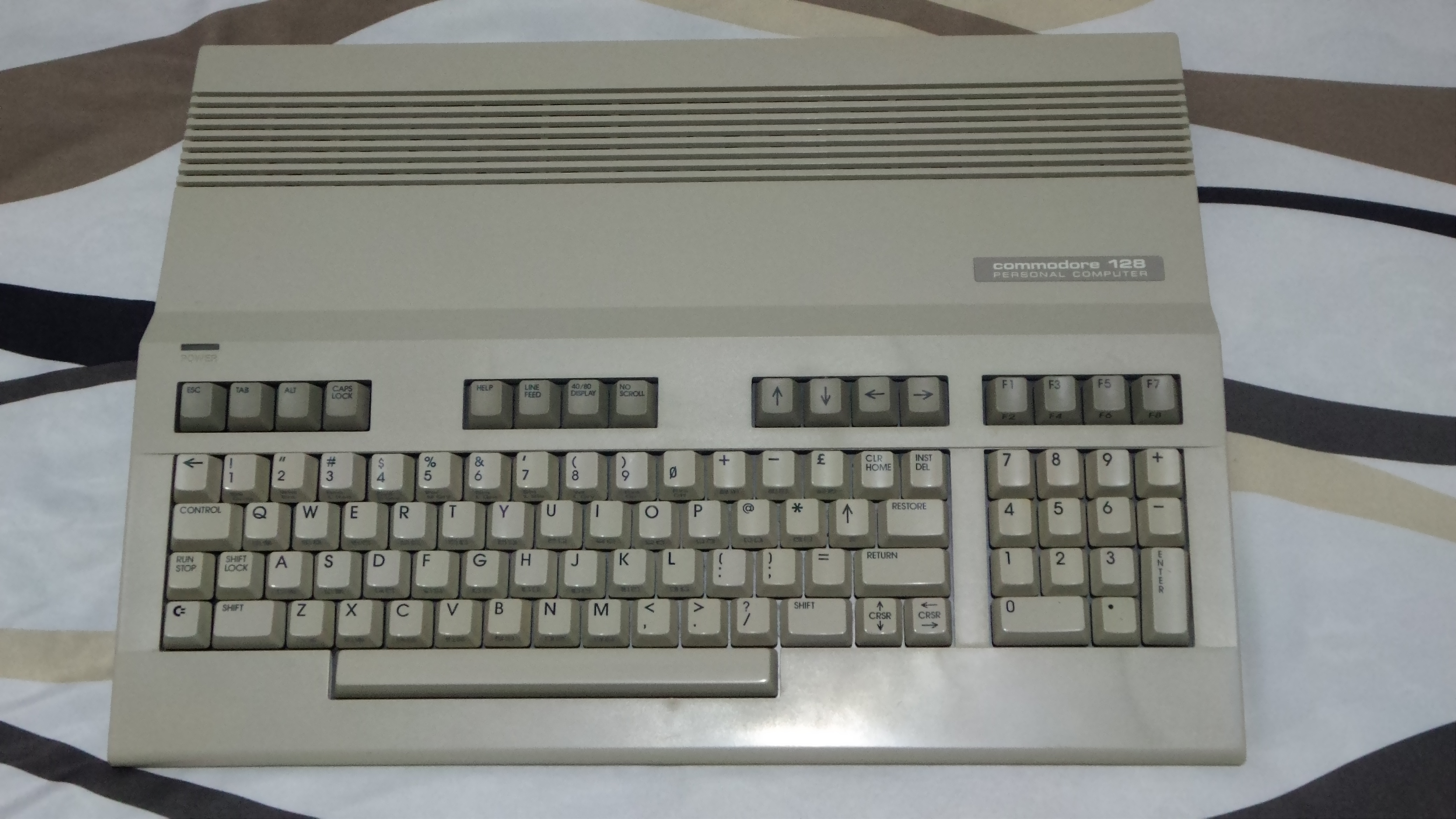 studie hoofdstad Bewustzijn Commodore 128 – Commodore Fan in Japan
